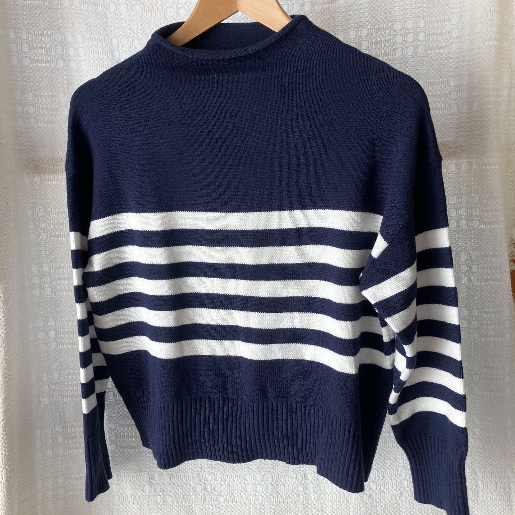 Truth By Republic Sweater Womens Size M Striped Navy Blue White Roll Neck